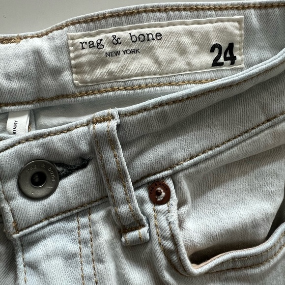 EUC Rag and Bone sz 24 Cate Mid-Rise Skinny light wash distressed GENUINE R&B - Picture 6 of 14